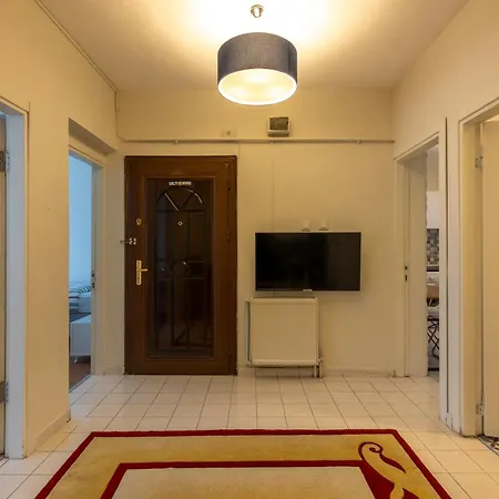 In The Centre Of Taksim And Galataport 3 Bedroom And 1 Living Apartment