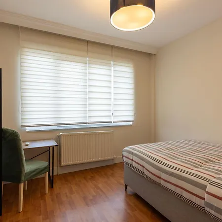 In The Centre Of Taksim And Galataport 3 Bedroom And 1 Living Apartamento